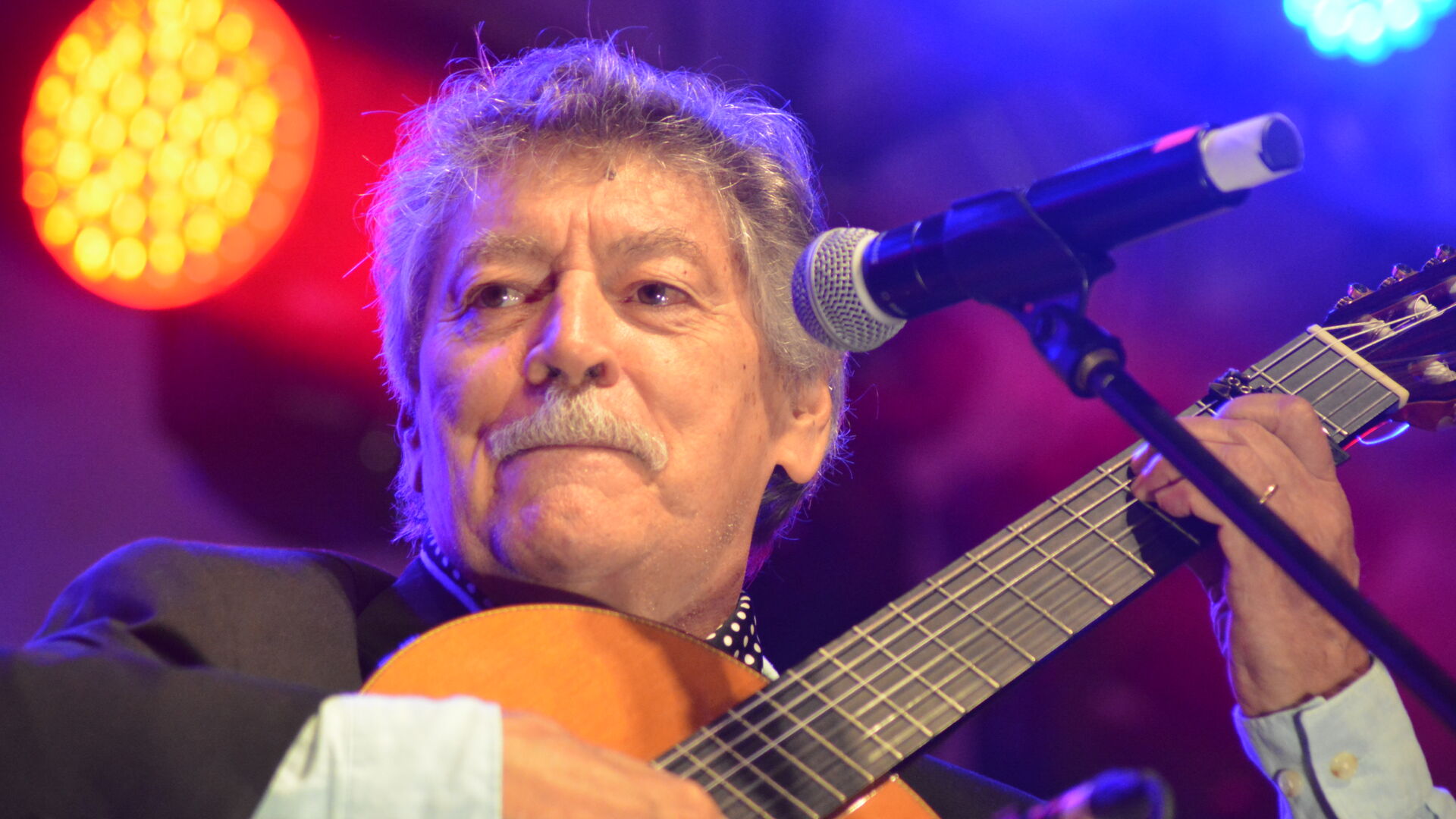 Juan Carlos López